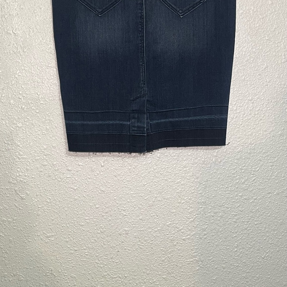 Liverpool women’s Dark Denim Pencil stretchy Skirt size 6 - Picture 4 of 7